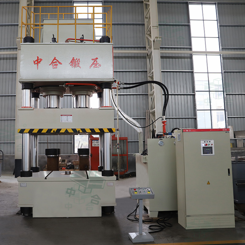 800吨模压托盘成型液压机-环保塑料模压托盘生产工艺(图2) 800吨模压托盘成型液压机-环保塑料模压托盘生产工艺(图2)